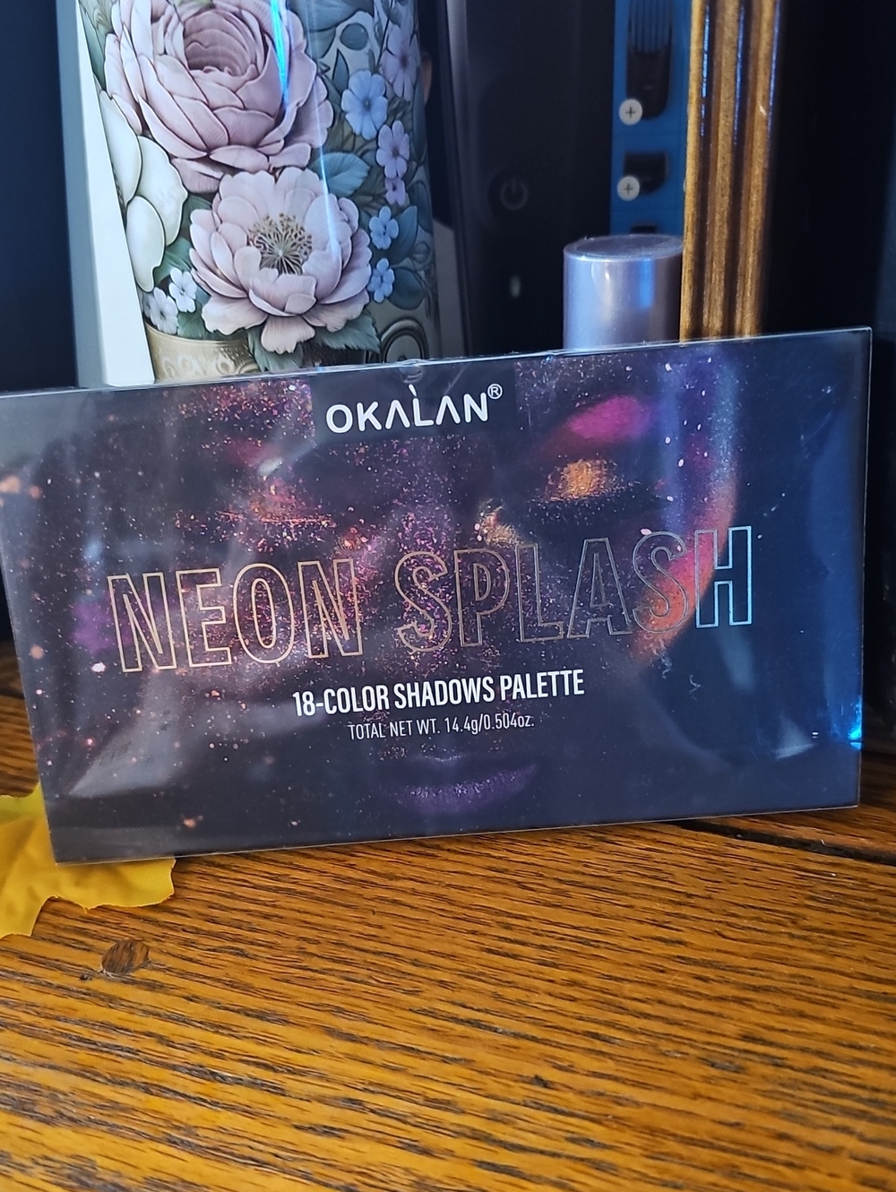 OKALAN Neon Splash 18-Color Eyeshadow Palette — Black